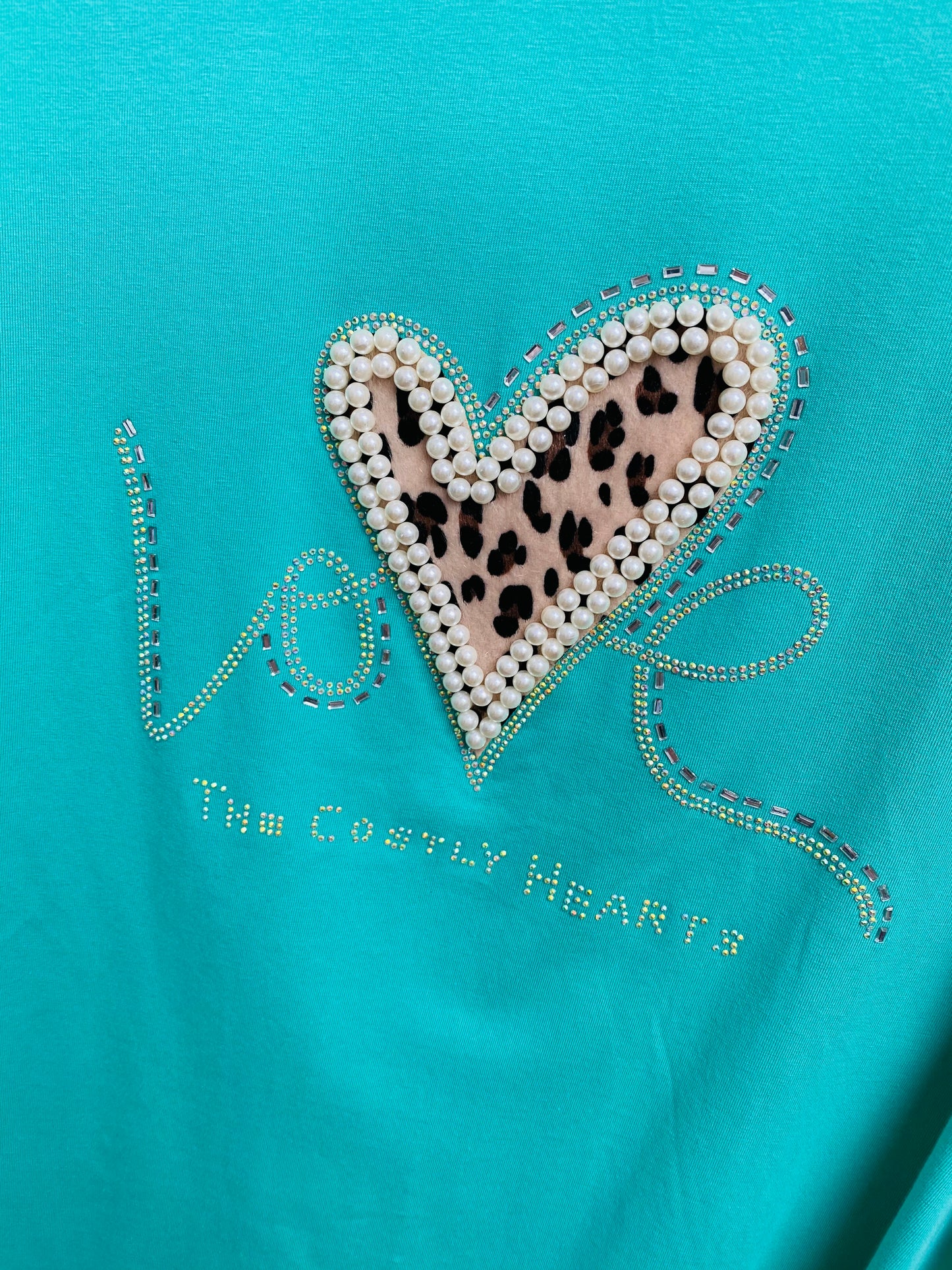 Love Leopard Heart Loose Fit T-Shirt (OUTLET)