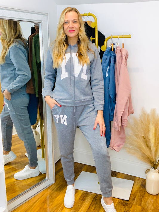 LISA - NY Logo Tracksuit In Grey