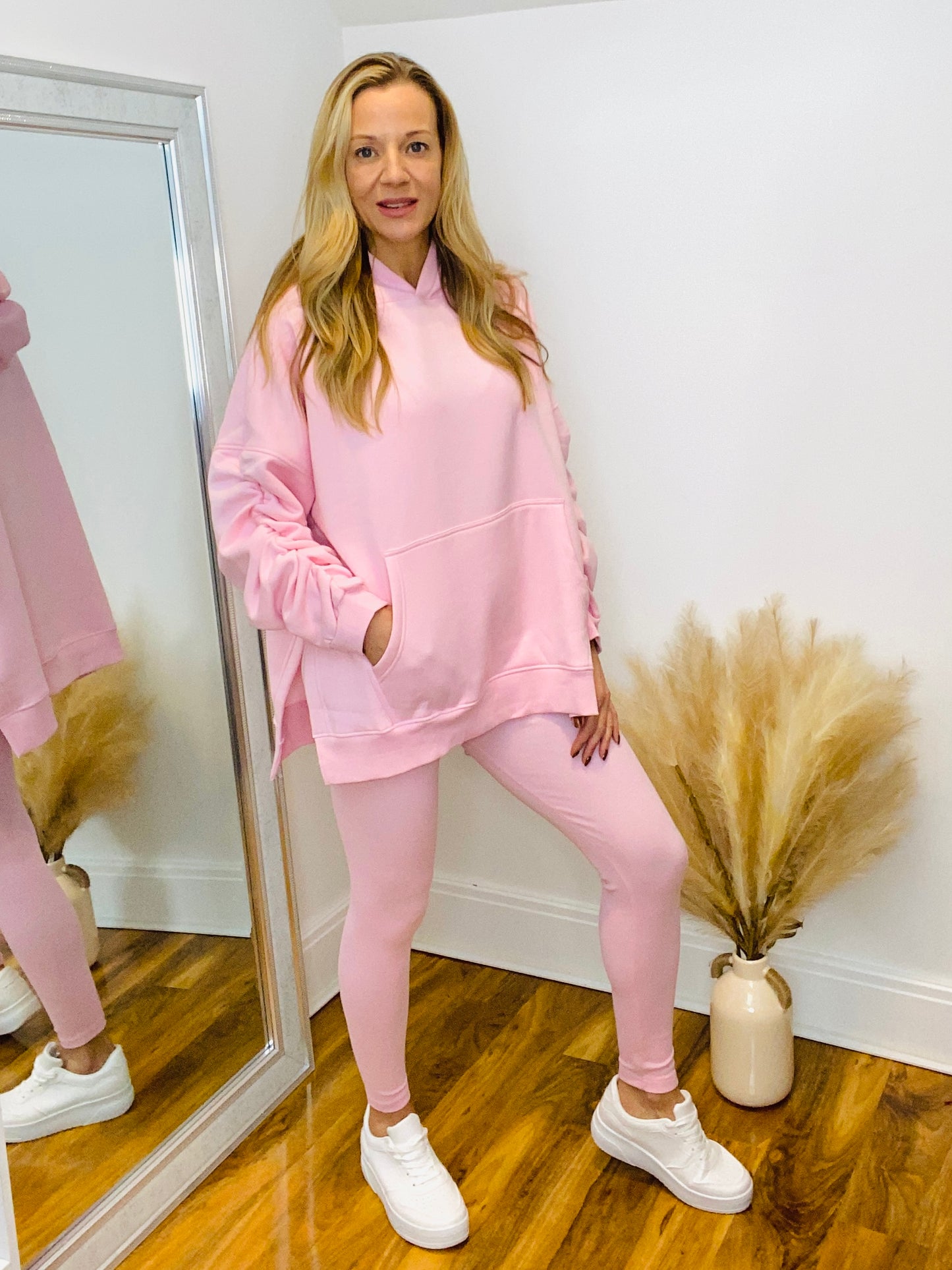 ELSIE - Oversized Hoodie & Leggings Set In Baby Pink