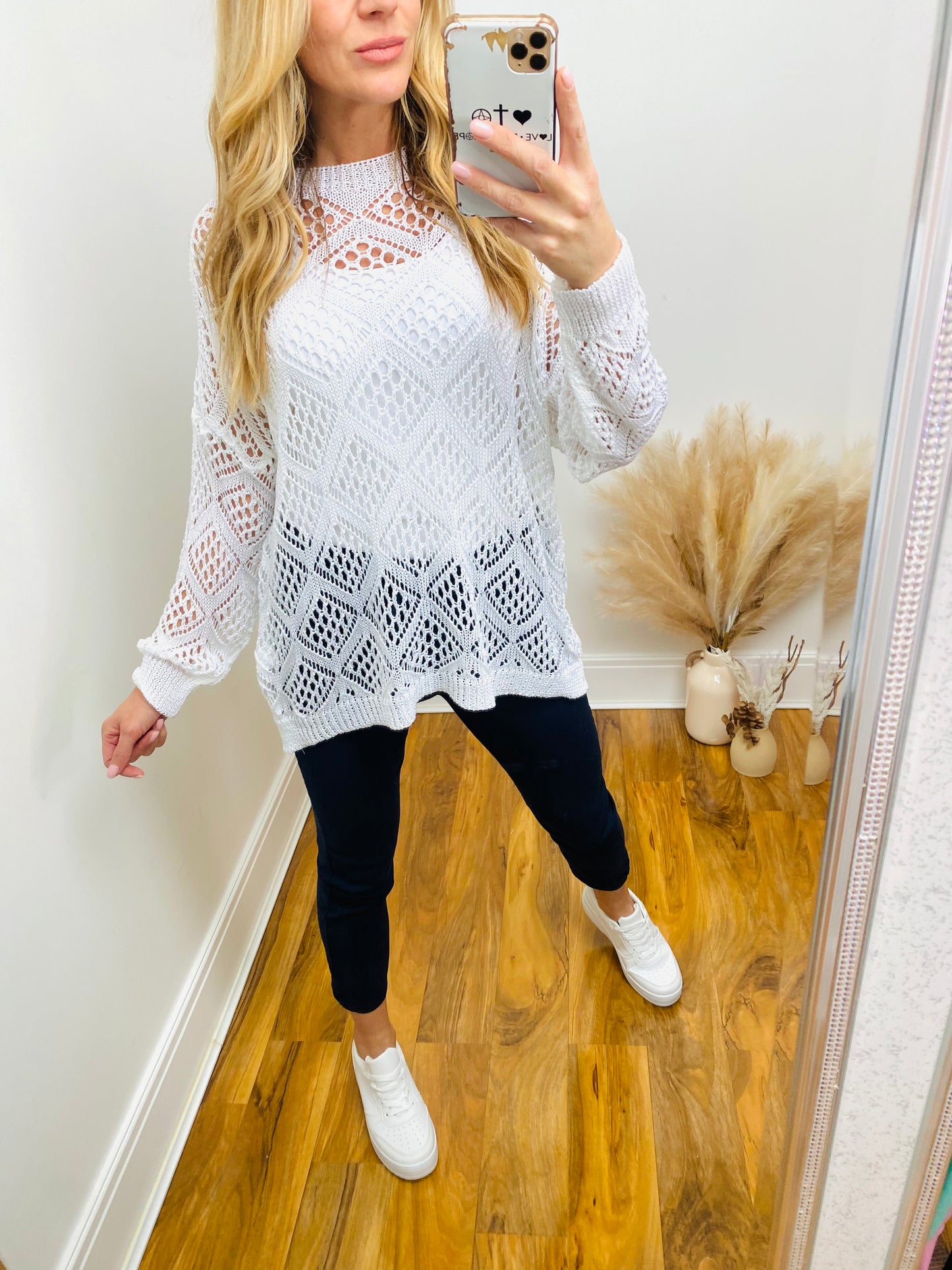 Loose Fit Crochet Long Sleeved Top (OUTLET)