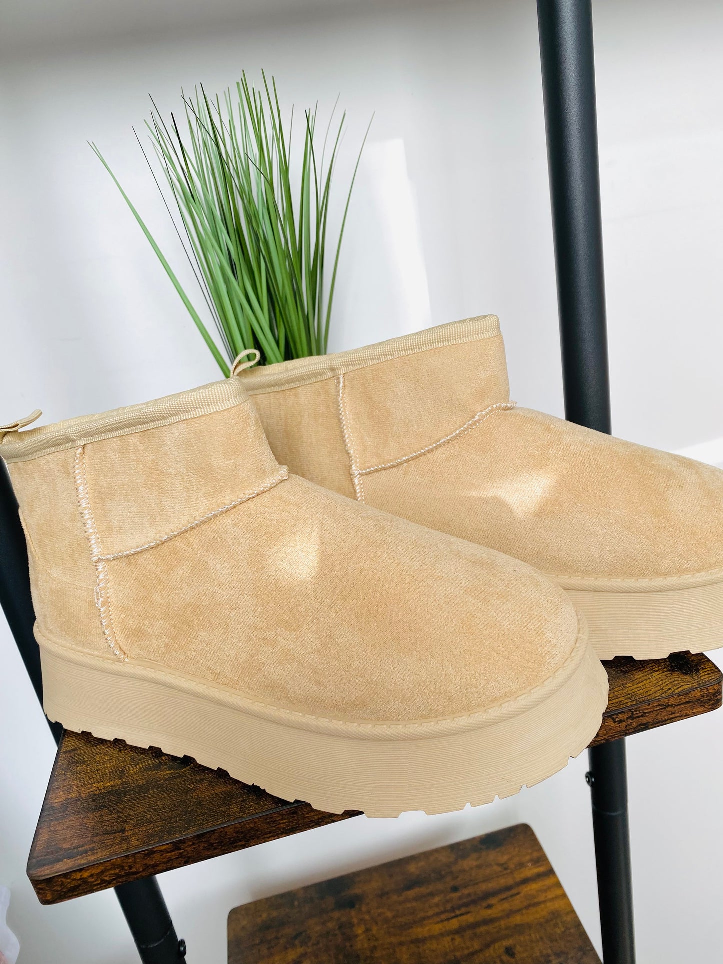 Faux Suede Fur Lined Boot In Beige (OUTLET)